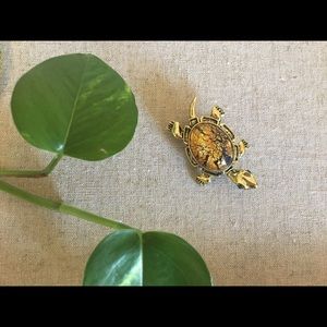 Turtle brooch